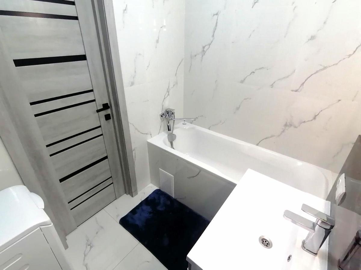 Новобудова Сам Центр Вул Шевченка 60 Оперний 10Хв Apartment Lviv Luaran gambar